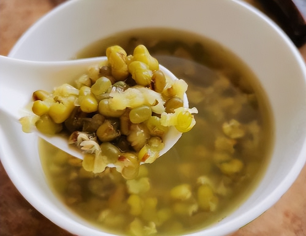 There is no need to soak mung bean soup in advance. I will teach you a