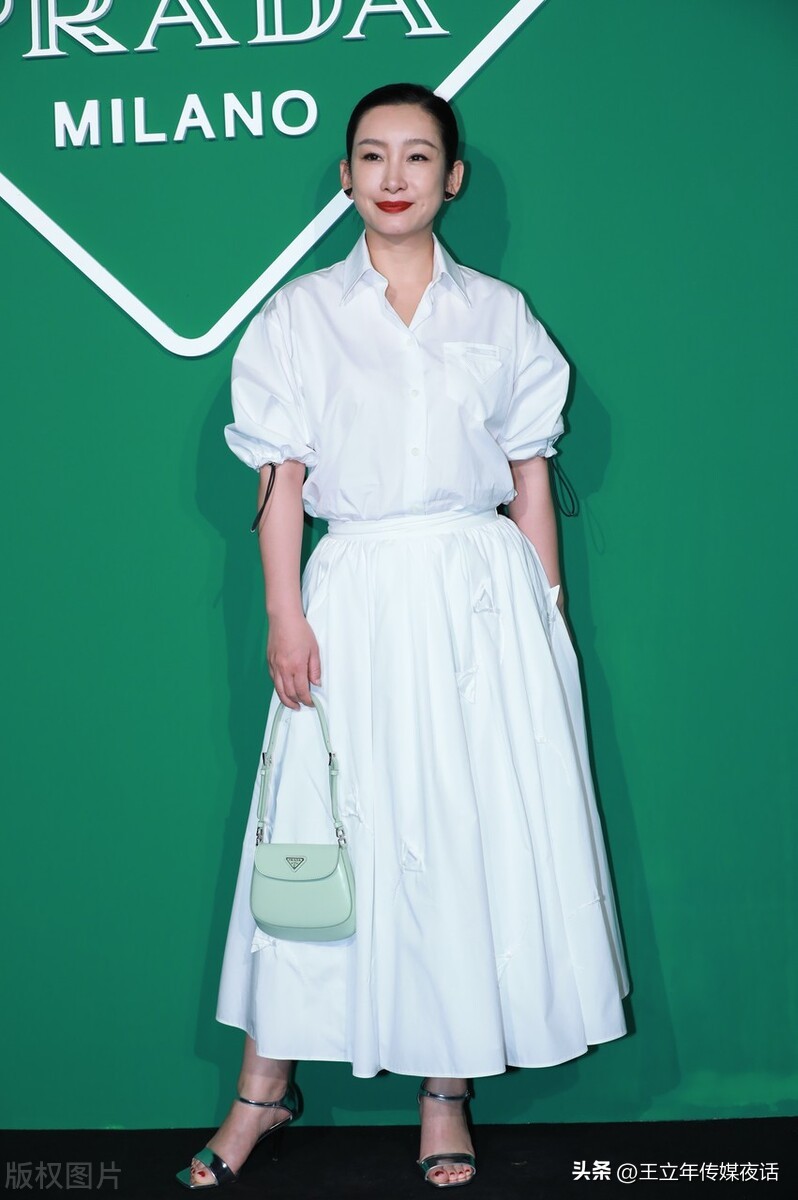 Qin Hailu Beijing International Film Festival Red Carpet Literary Style iNEWS