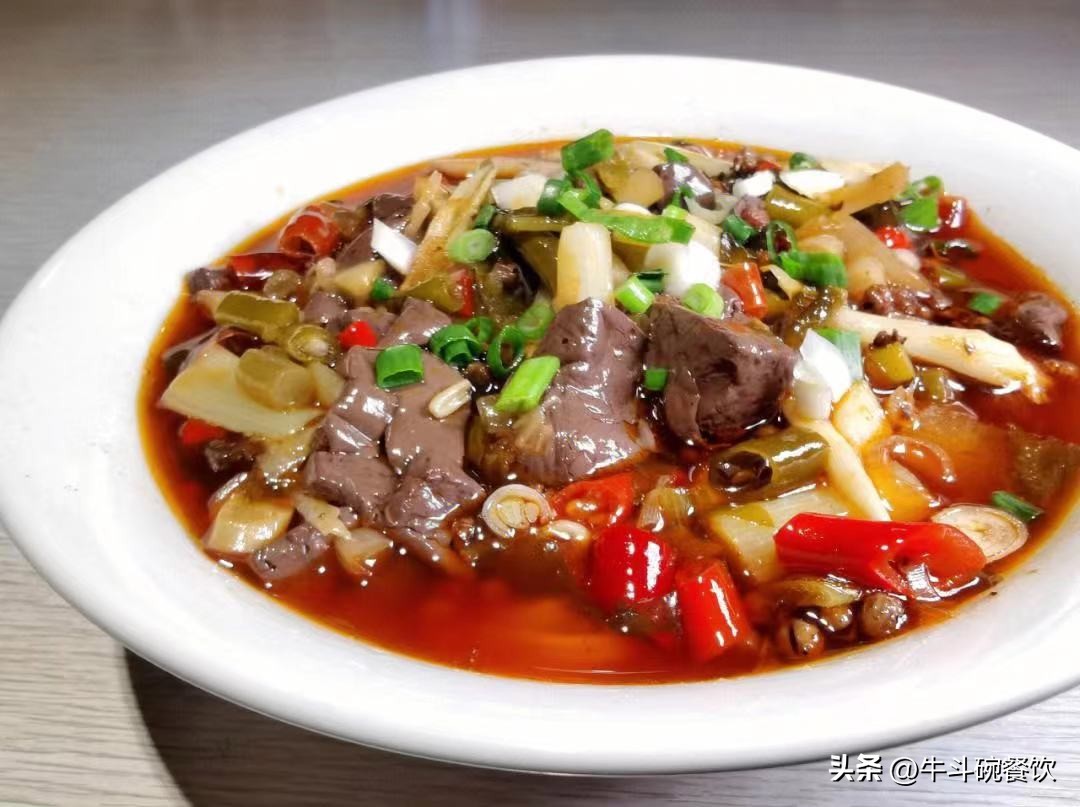Duck Blood Noodles with Pickled Pepper iNEWS