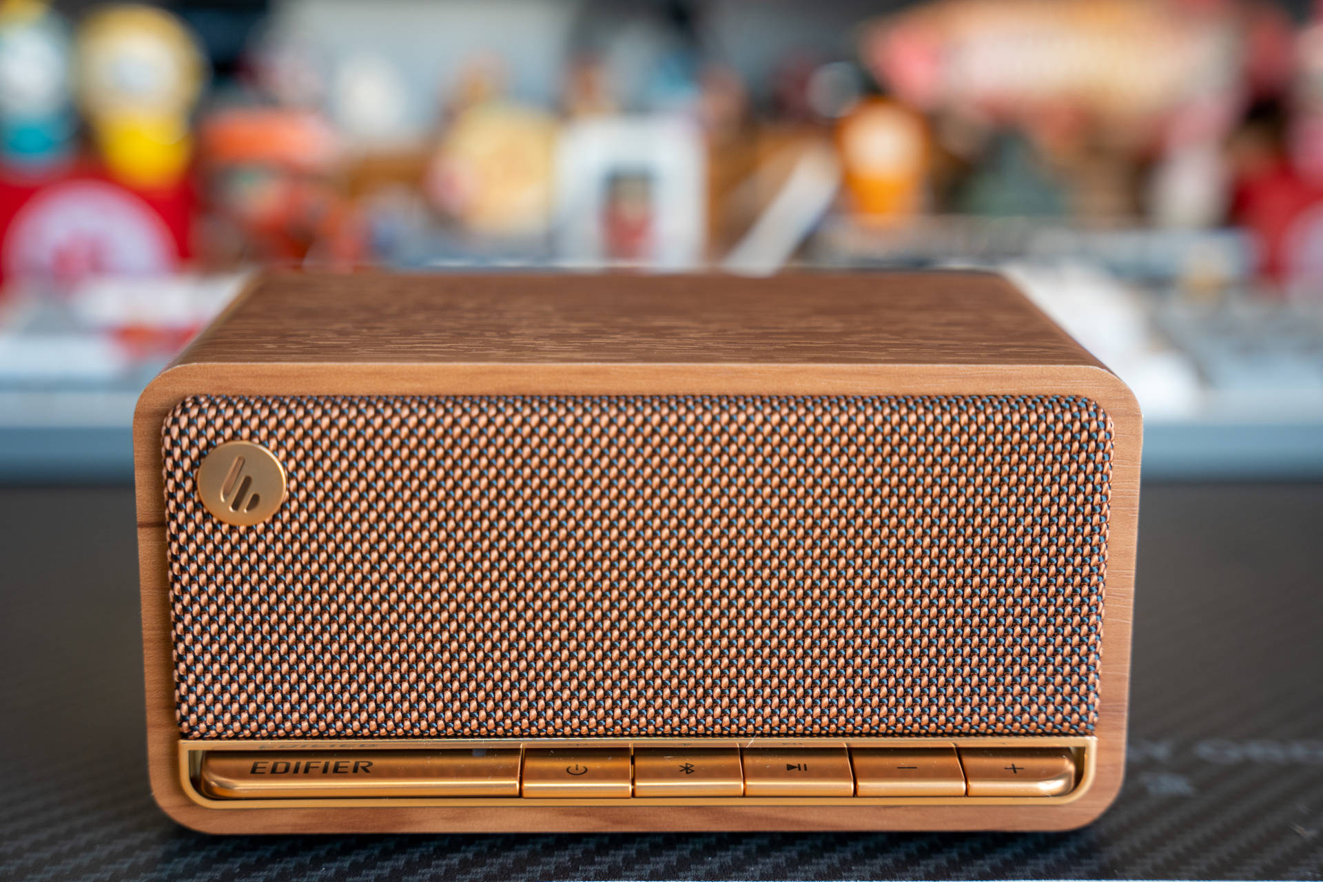 Exquisite retro beauty - Edifier M230 Bluetooth speaker out of the box ...