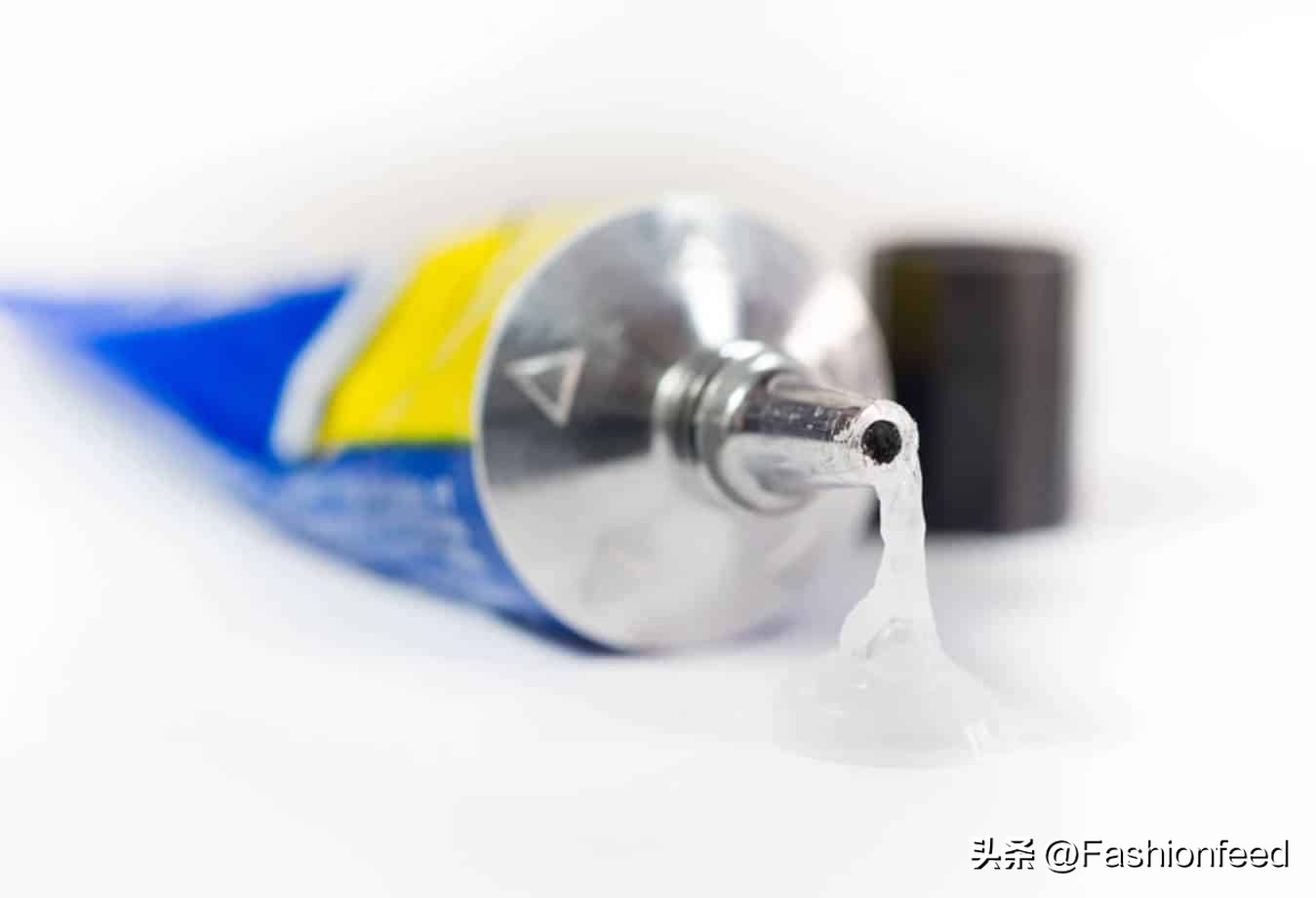 How to remove super glue from clothes? (step by step guide) iMedia