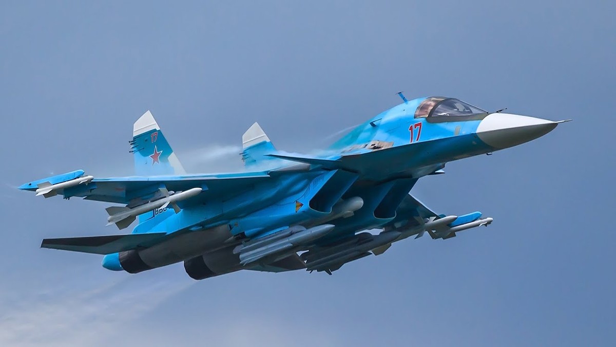 Su-34 was hit by a missile, and the pilot asked on the radio: Is the ...