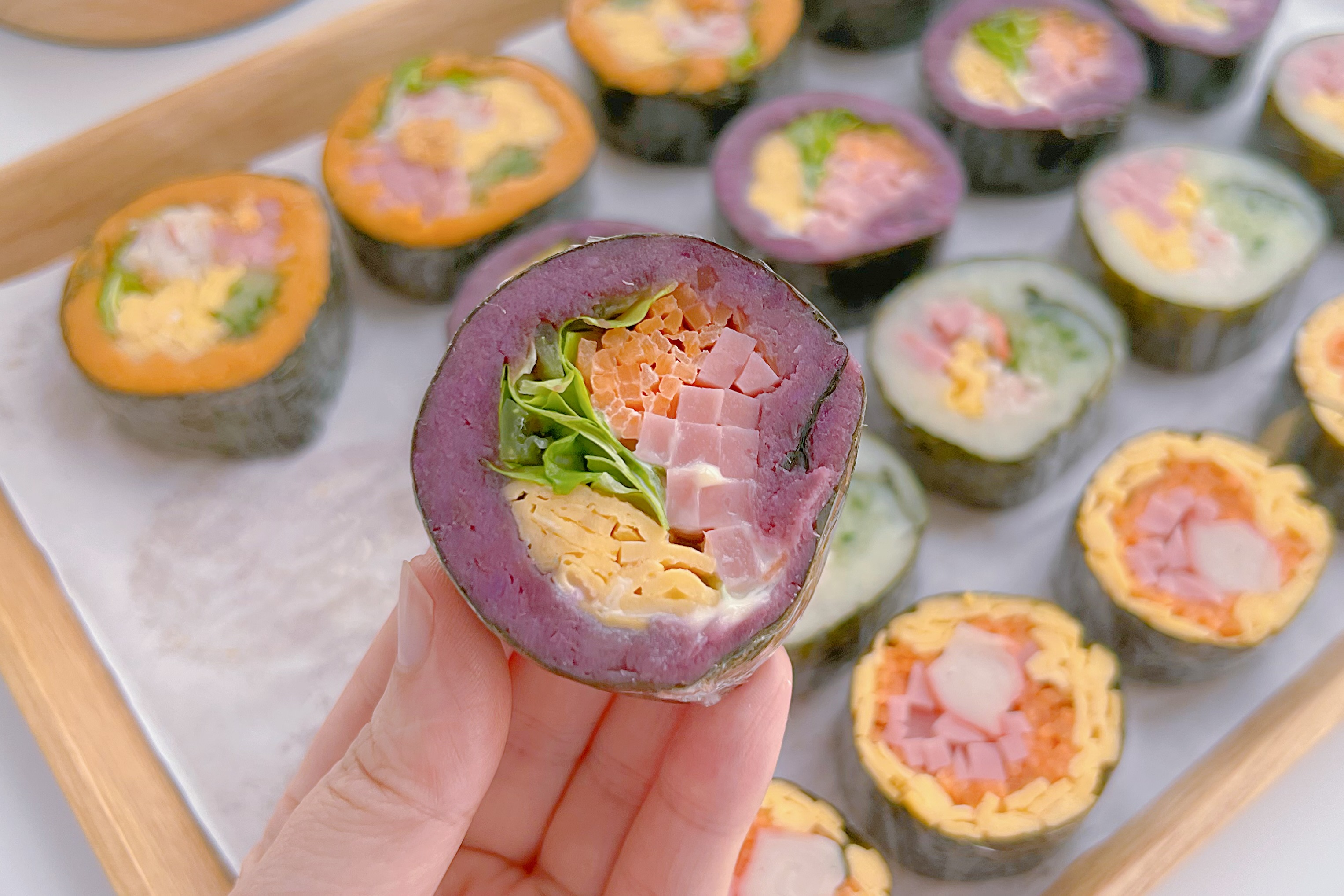 Homemade fat-reduced rice-free sushi, low-calorie satiety and ...