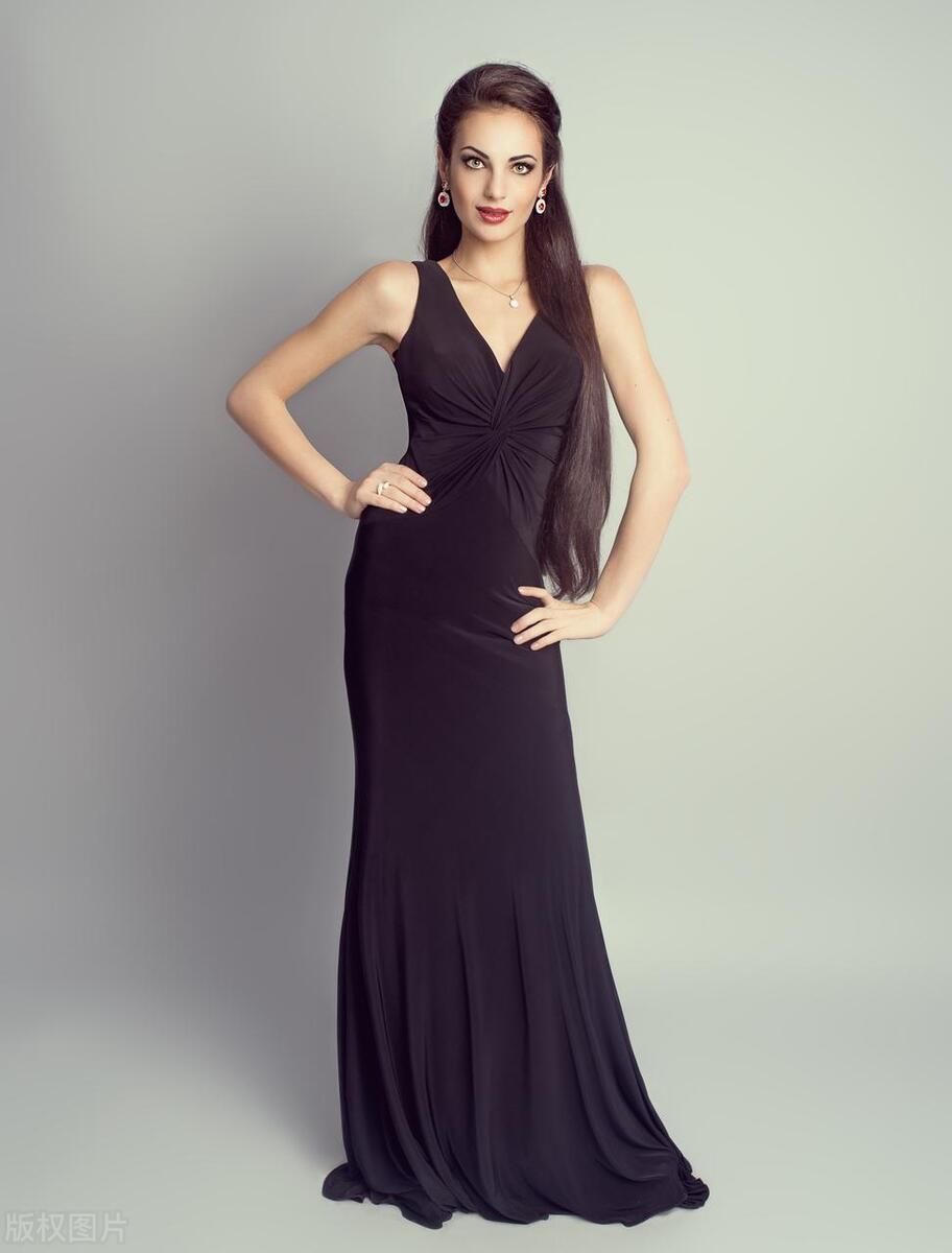 Why do men like to see women in dresses? iNEWS