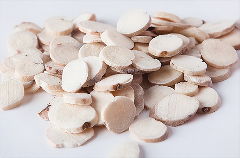 A case of TCM treatment of migraine, soothing the liver and relieving