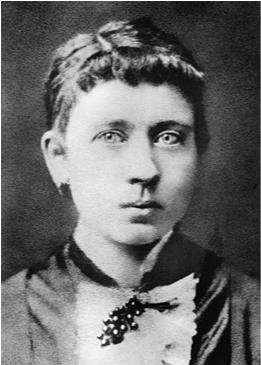 Hitler's family history: chaotic family relationships and mysterious ...