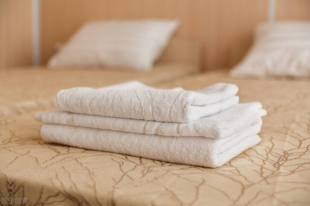 Does an unclean bed in a hotel really make you sick?The truth is here