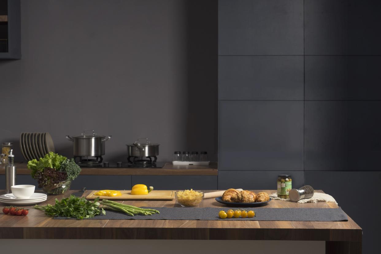 There is a kitchen and toilet in the basement, and intelligent sewage