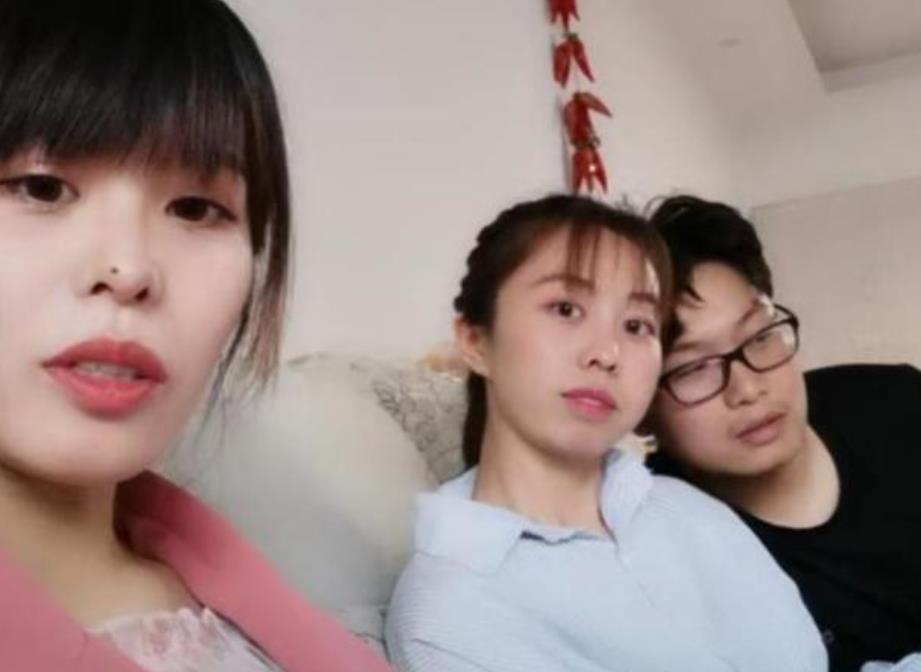 Kaifengs Uncle Xu Jia Nini Started A Live Broadcast Tian Jing And Xu