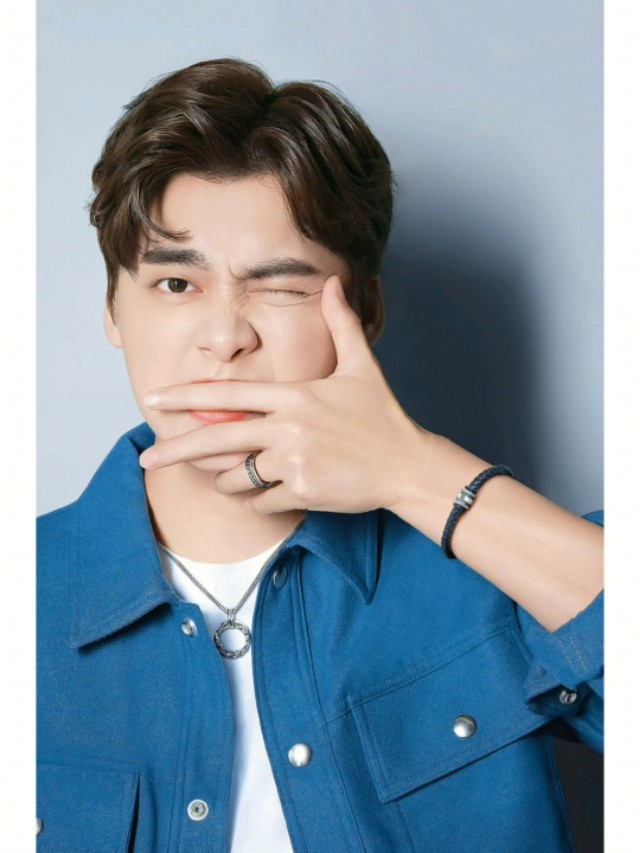 Li Yifeng's handsome photo - iNEWS