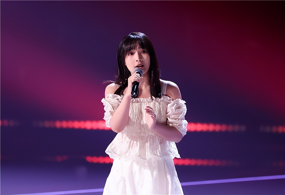 "The Voice of China" is a stage master, and Wen Yixin and Wang Ming of ...