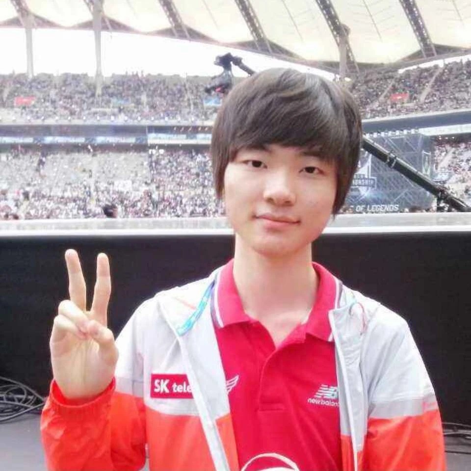 A pure player, creating a legendary e-sports myth FAKER Lee Sang Hyuk ...