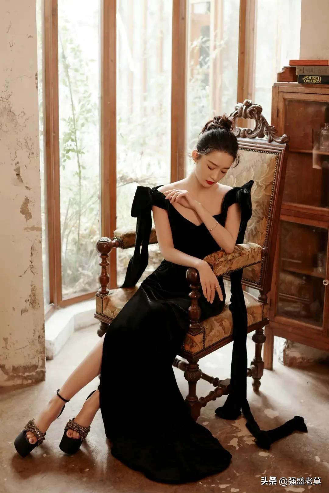 Li Qin's beautiful photo iMedia