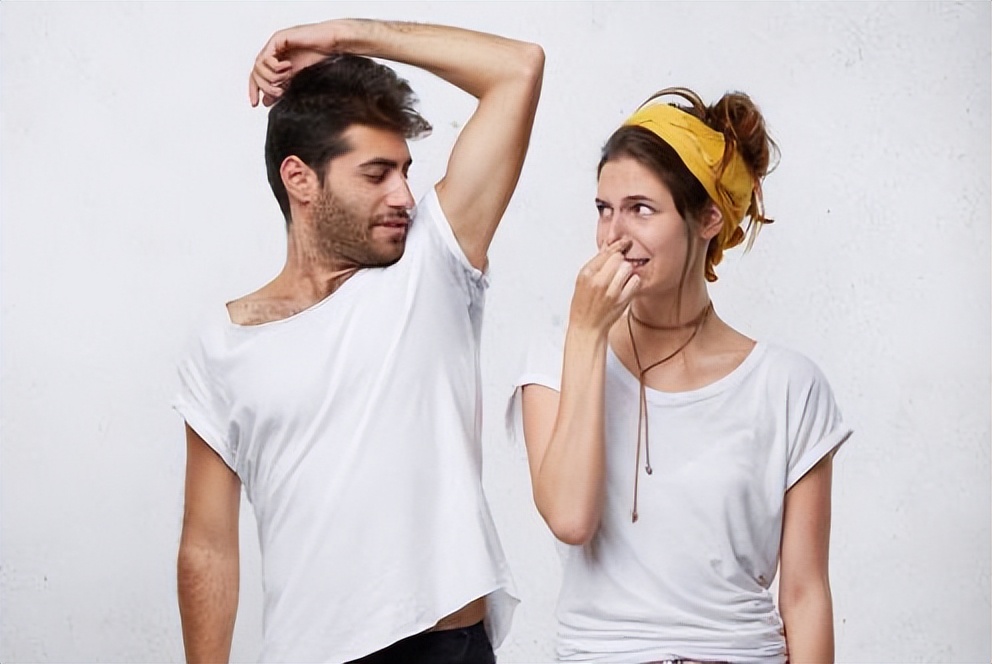 Why do people have body odor?Where does the smell come from?Teach you 3