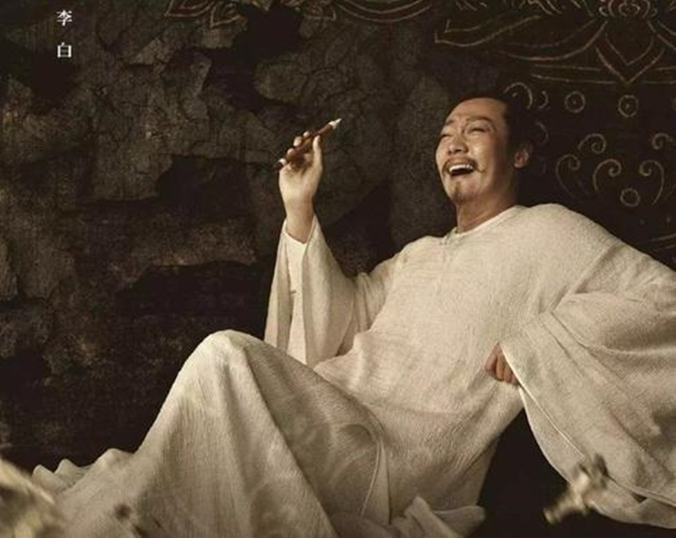 How Crazy Is Li Bai?Answer: Yang Guozhong Held The Inkstone For Him ...