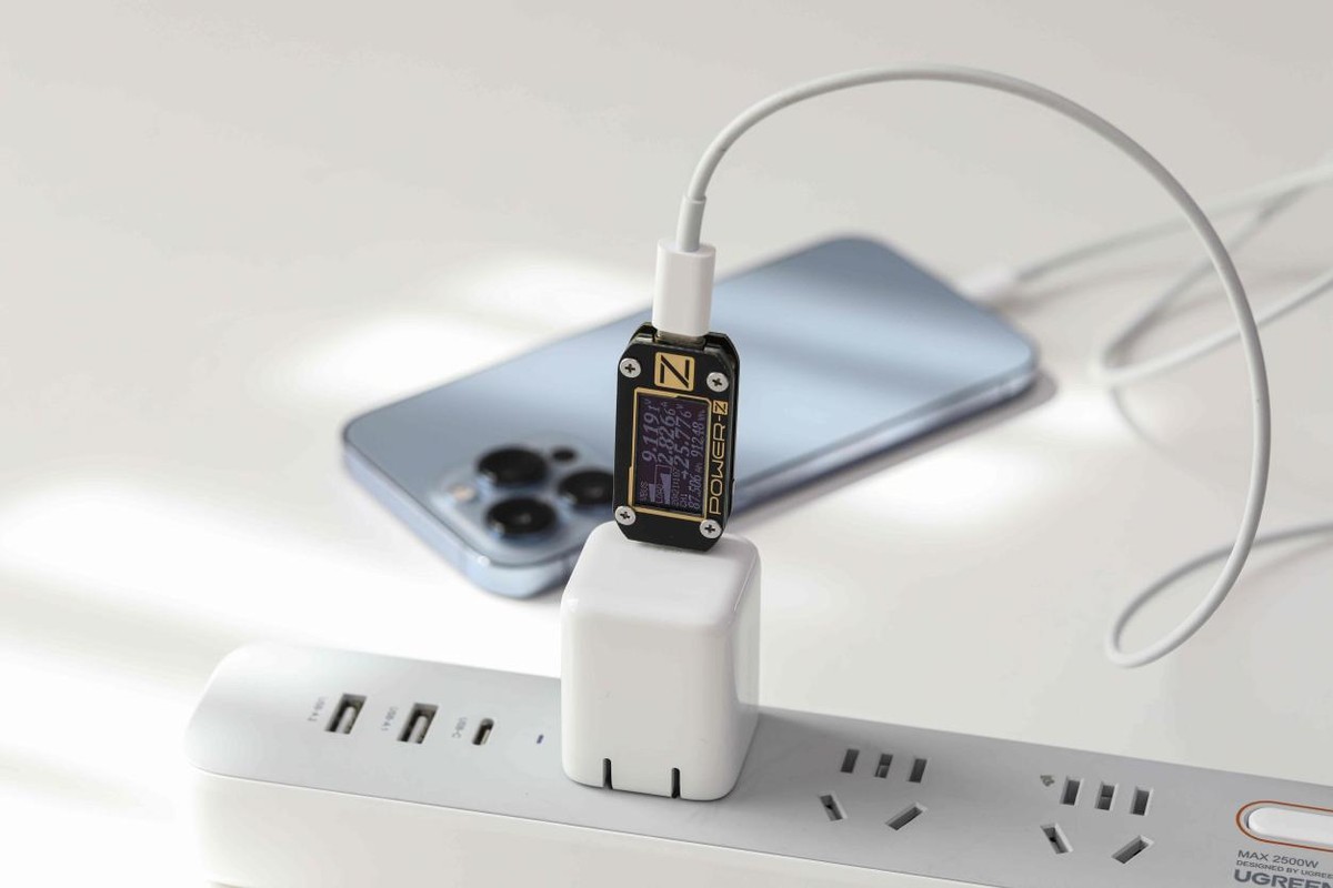 That's it?iPhone 14 charging slower than 13, measured comparison to
