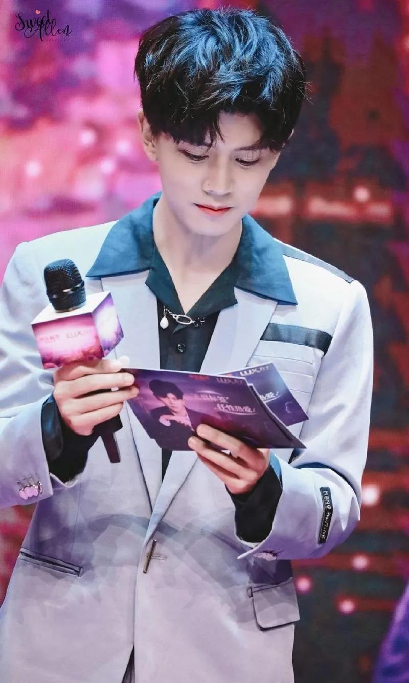 Who is the most handsome Ren Jialun and Chen Xiao - iMedia