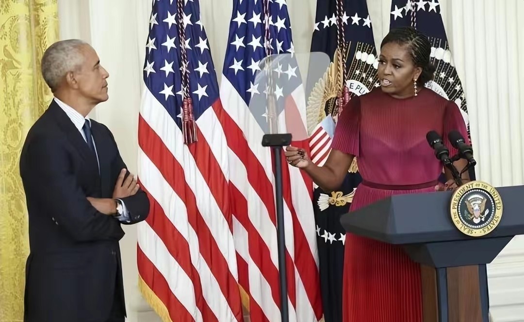 Withred Obama Mrs. Obama is in the same frame as Jill, and the red dress is a high ...