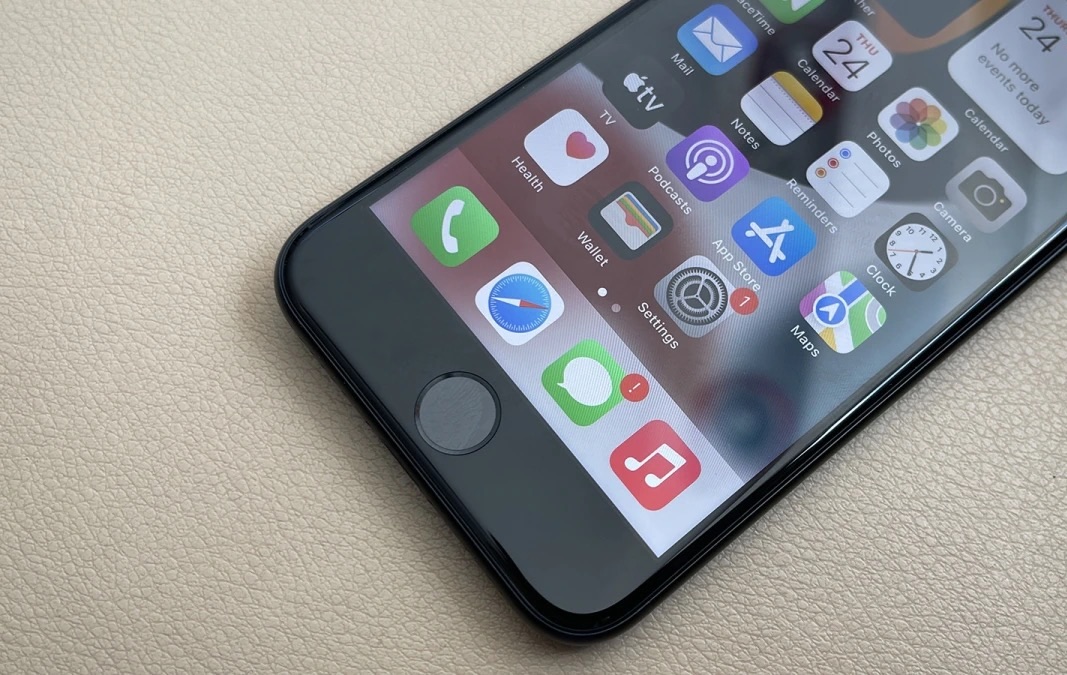 iPhone SE3 review: Familiar yet powerful - iNEWS