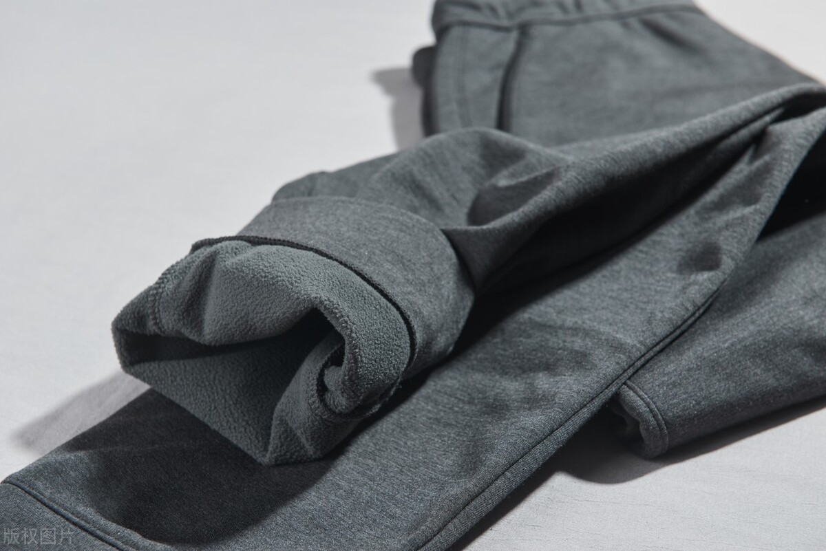 The quality of the fleece clothes is good or not, and how much does it