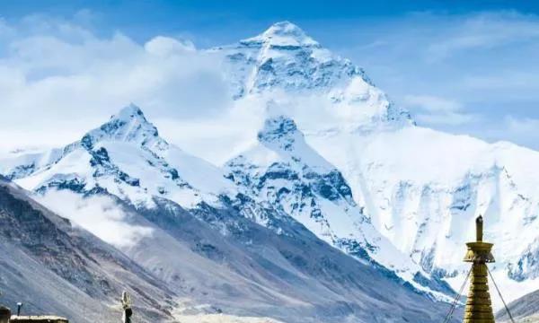 Mount Everest, The Highest Mountain In The World, Keeps Growing Every ...