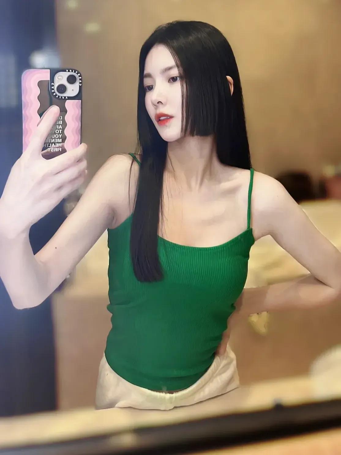 China's Song Hye Kyo Wang Can iNEWS