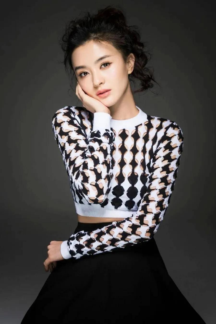 Lin Fan Singer Fan Linlin is so beautiful - iNEWS