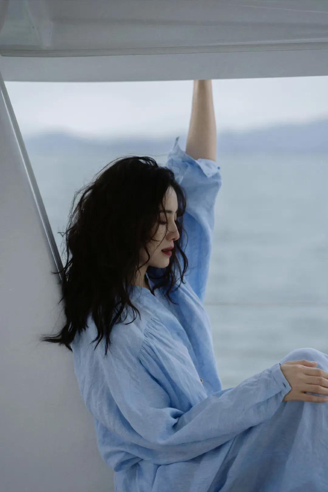 Wang Xiaochen Zhong Chuxi Song Jia - iNEWS