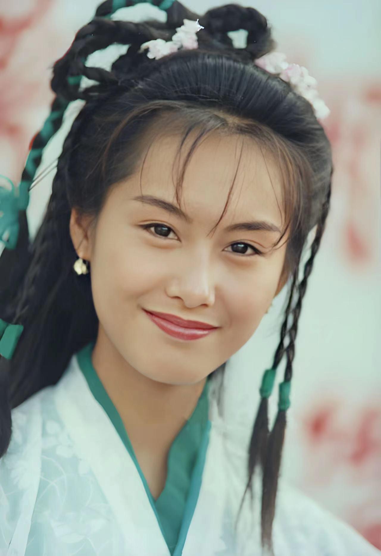 Athena Chu: One of the most aura Huang Rong on the screen - iMedia