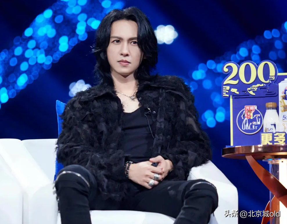 Our song 4: Hallmark singer Chen Huixian successfully became popular ...