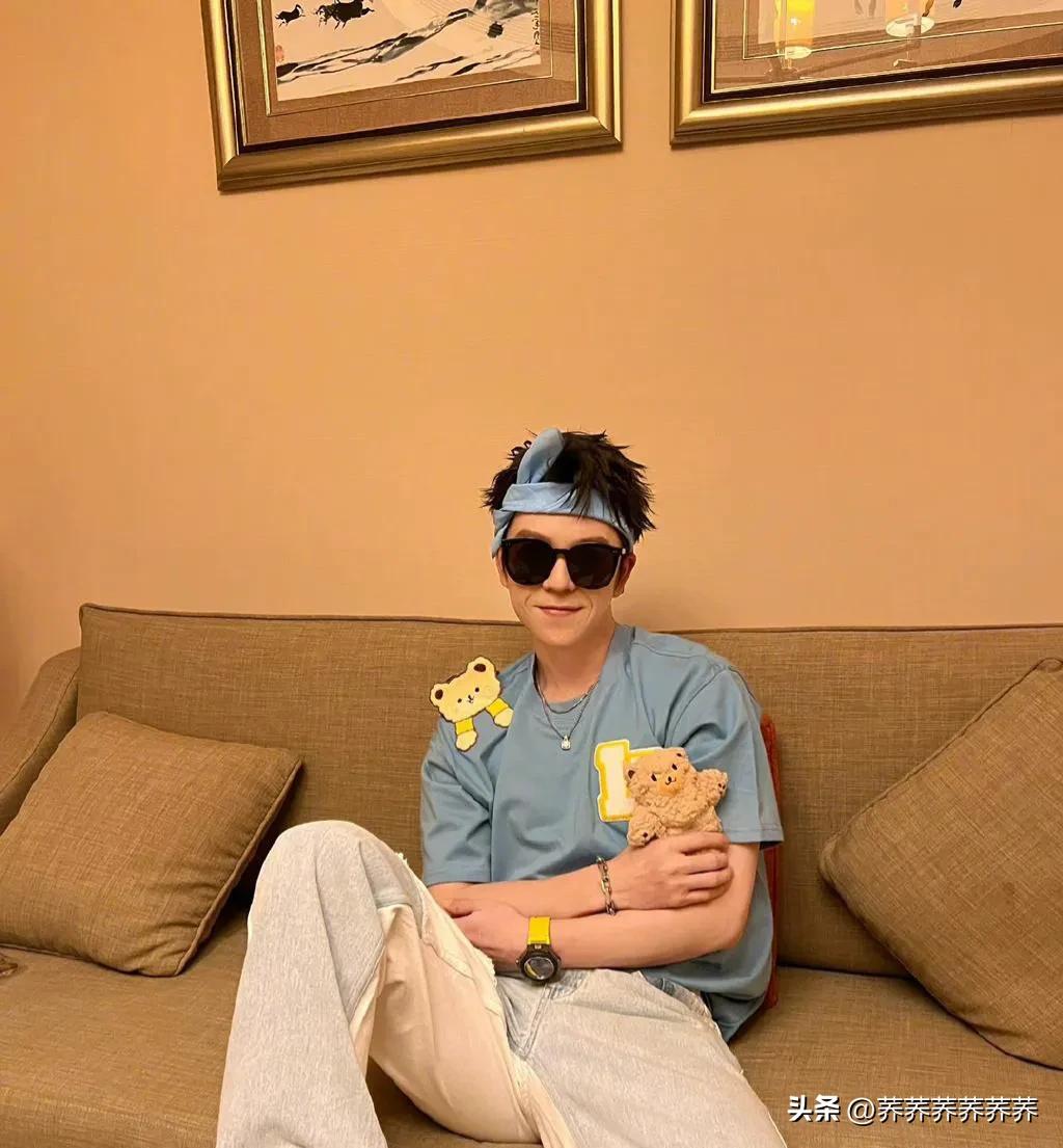 Wang Lixin apologizes to fans - iNEWS