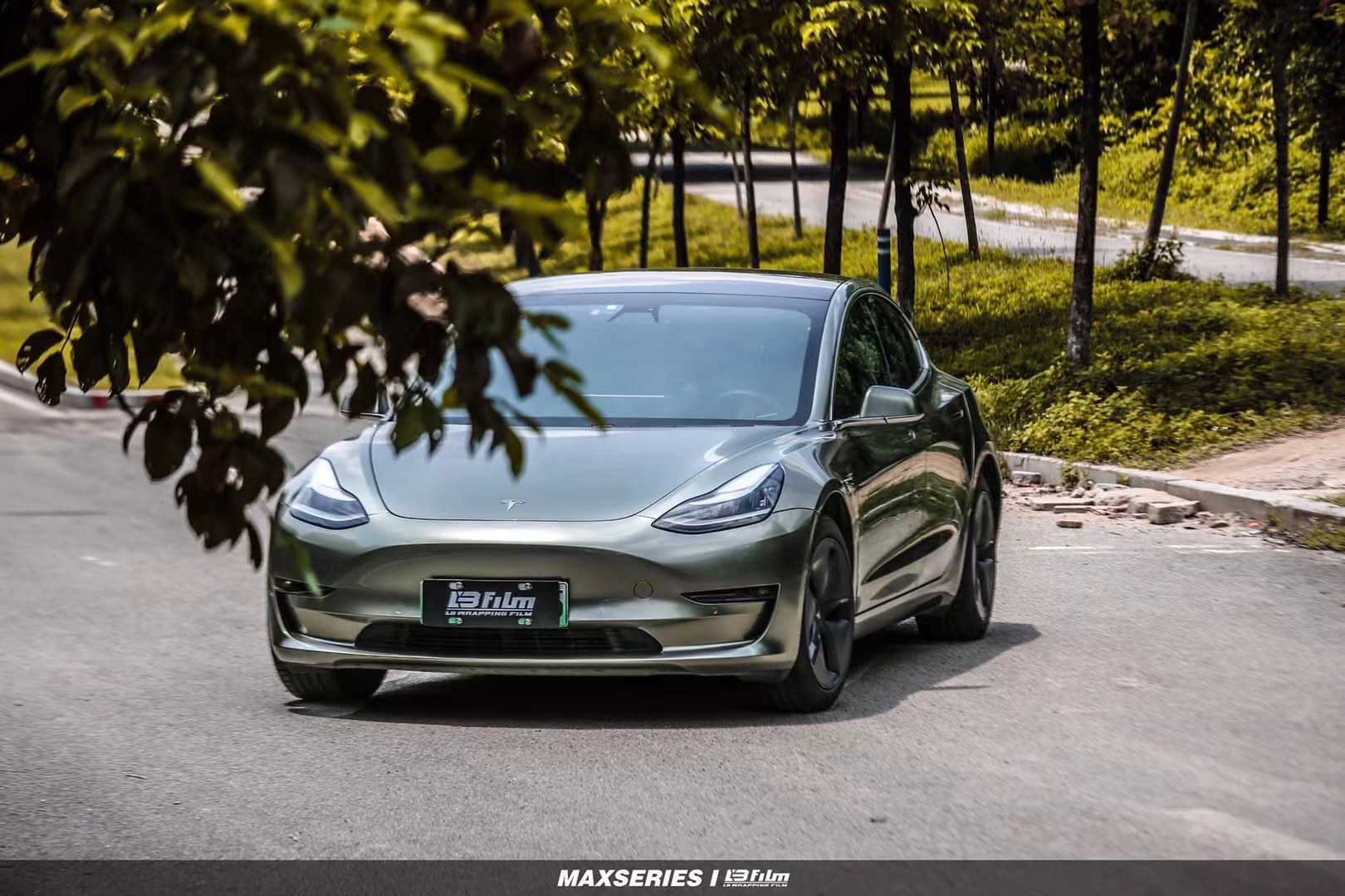 Tesla LB color changing film aventurine green, a breath of green in the ...