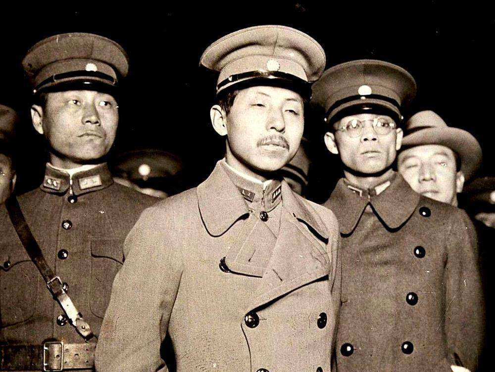 In 1925, Guo Songling started an uprising against Feng Yuxiang. Zhang ...