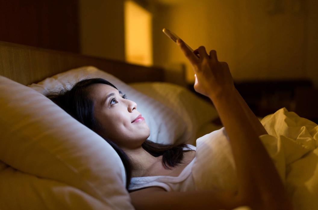 "Lying flat" is not necessarily comfortable and may cause harm?Experts