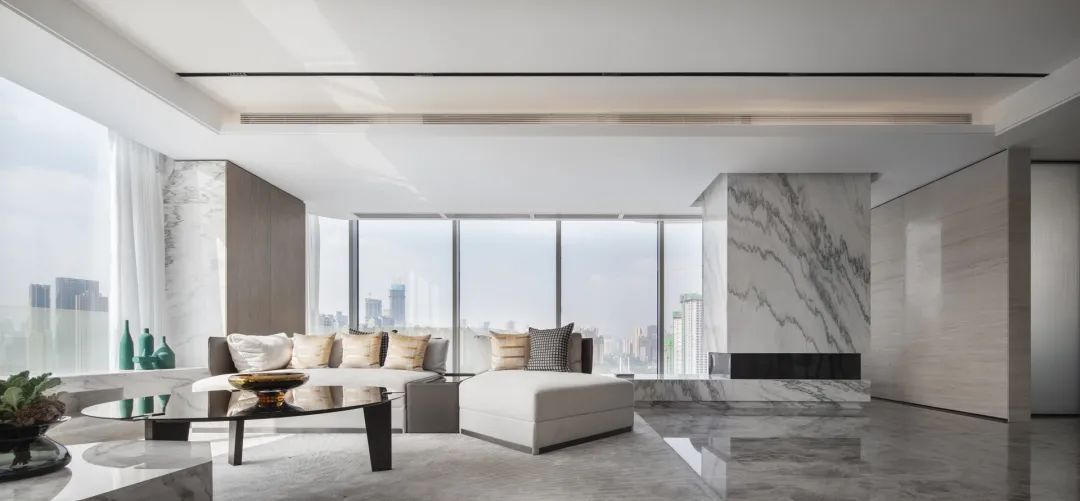 Side Hall The large side hall sinks to the small and medium-sized apartment, how ...