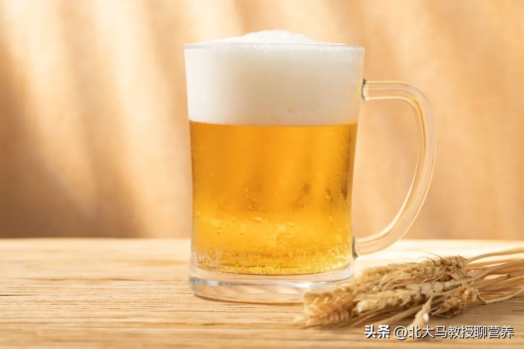 Beer = liquid bread? These 6 types of people should never drink beer