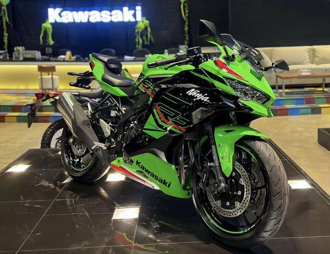 [Kawasaki special session] Kawasaki Ninja ZX-4R and RR are launched, 4 ...