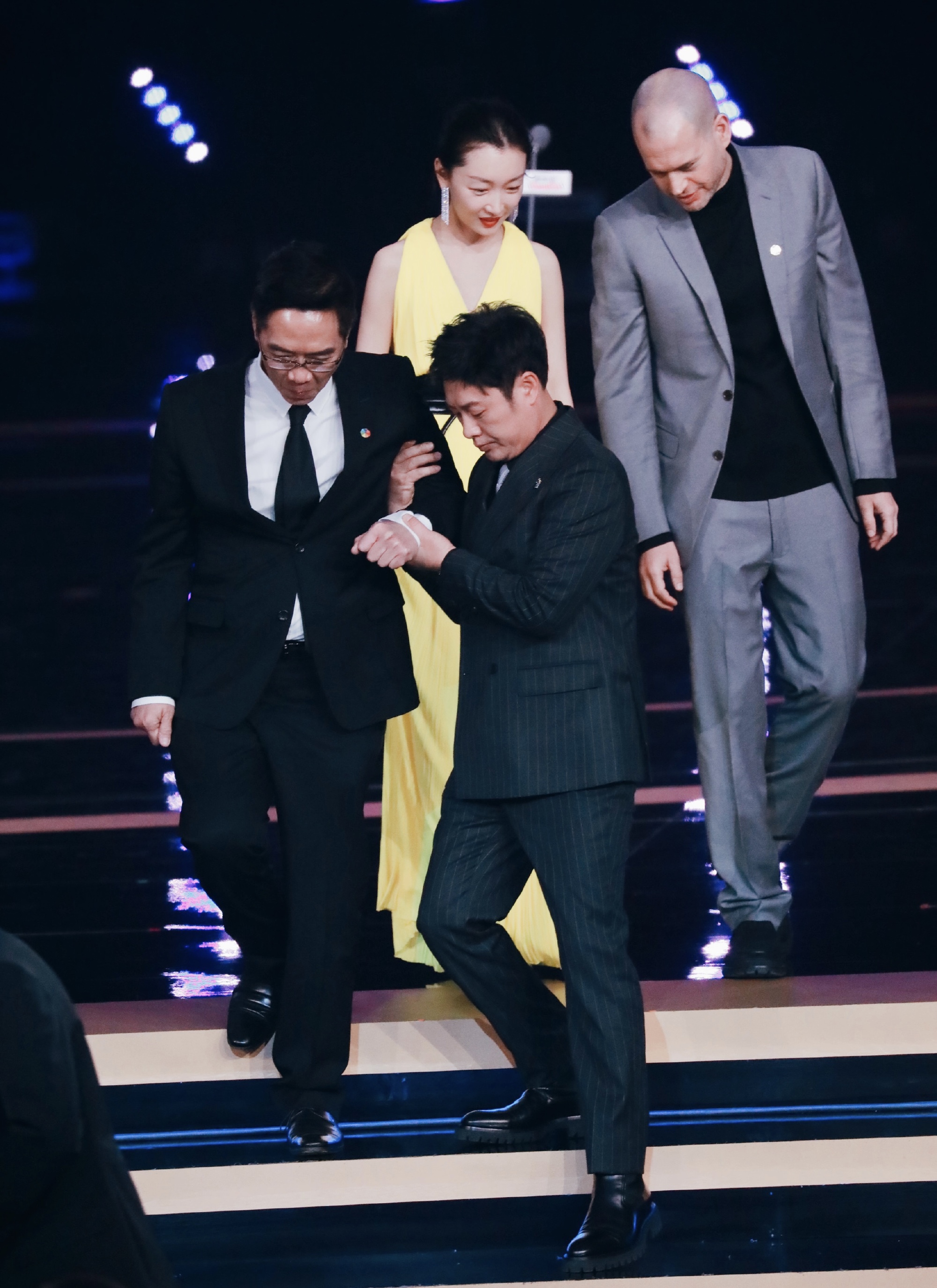 The dinner between sister-in-law Gao Ye and Wang Zhonglei fully ...