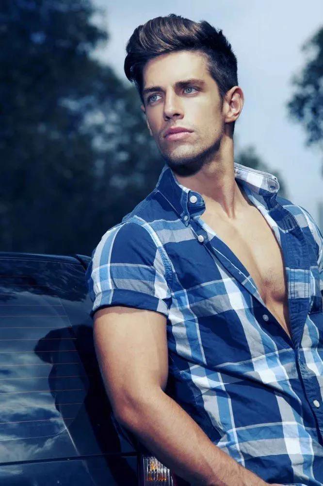 Australian male model fitness enthusiast Ryan Greasley - iNEWS