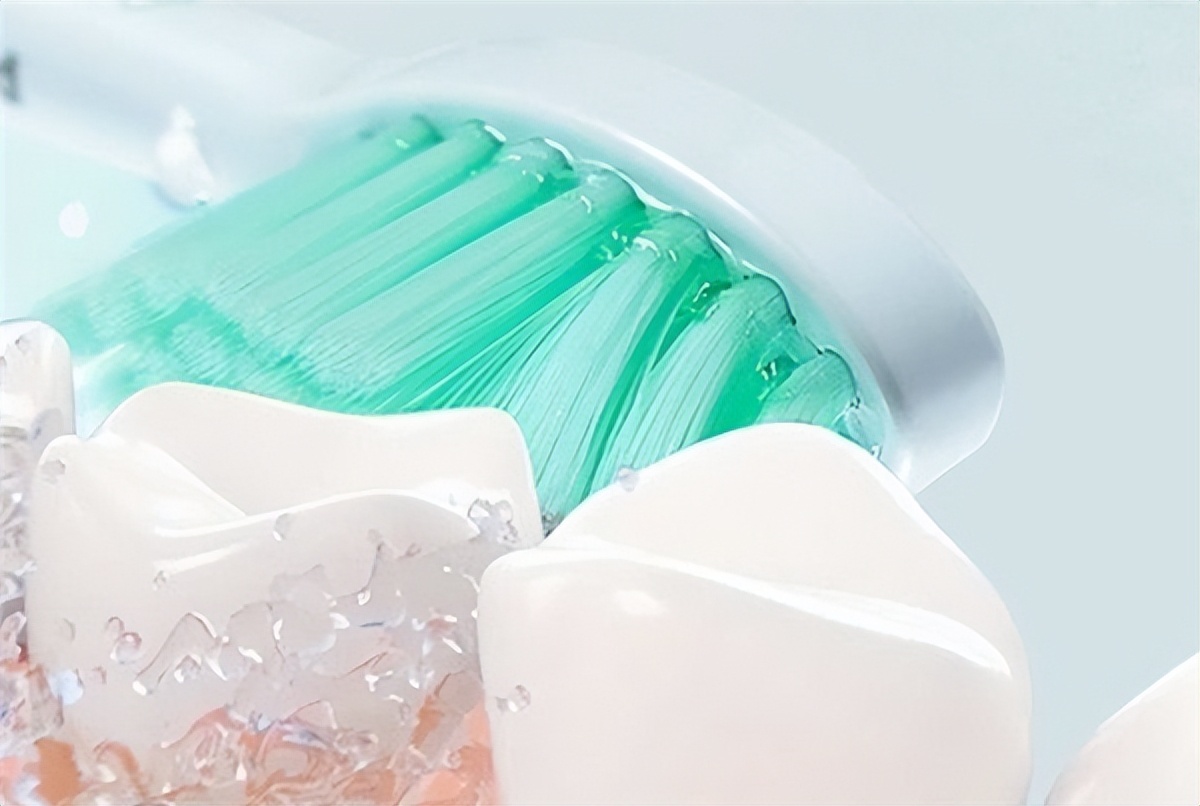 Are electric toothbrushes harmful? Interpretation of the three major