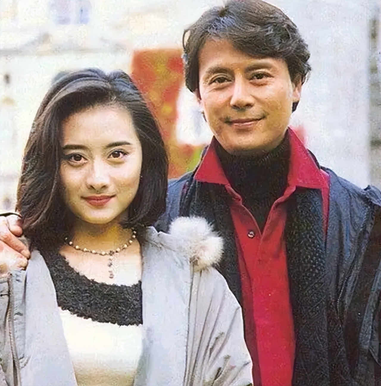 He is the queen male lead in Qiong Yao drama, he is gentle and refined ...