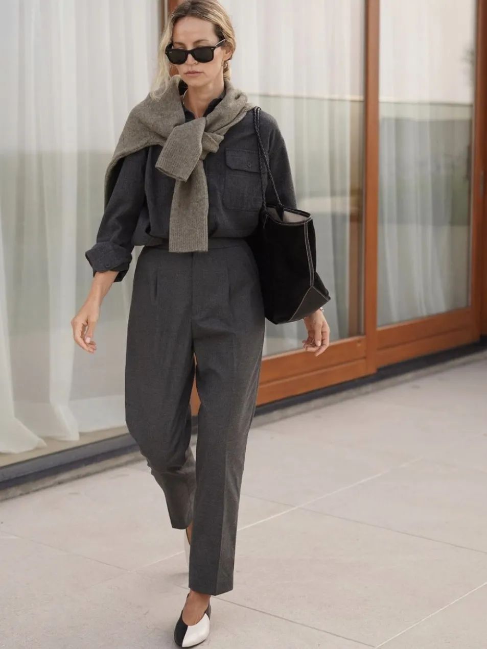 How to wear the basic model to look good? - iNEWS