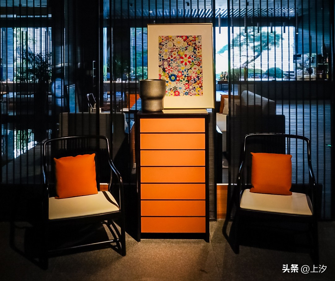 Design genres and characteristics of furniture iNEWS