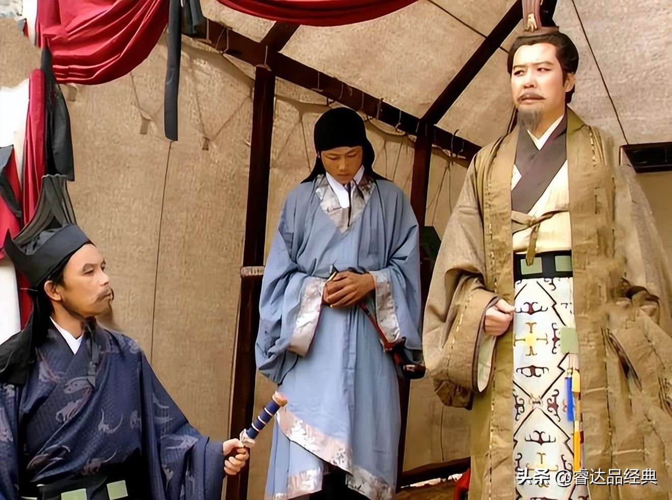 Why did Pang Tongtong point out, but Liu Bei suddenly understood? Is it ...