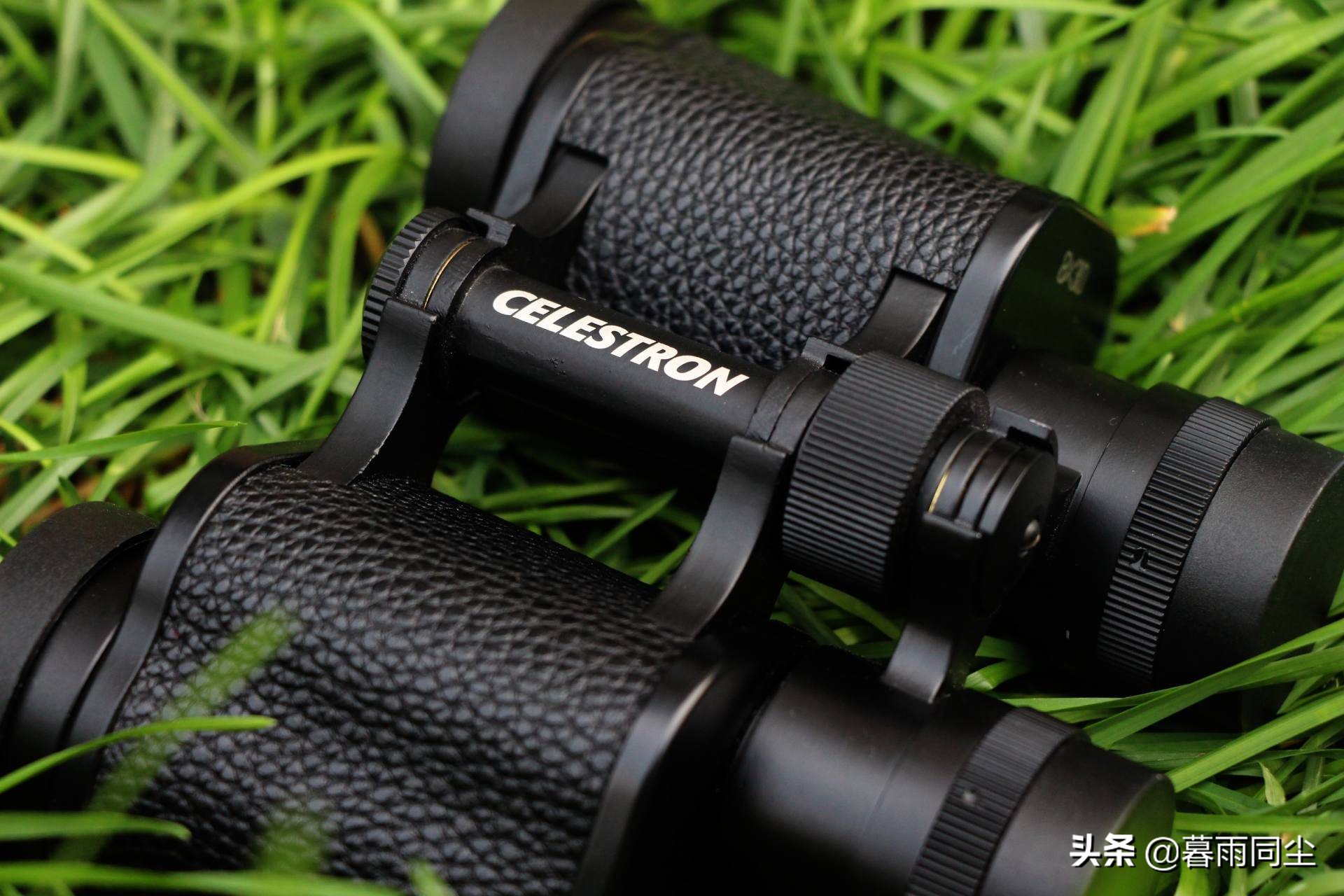 How to choose the right outdoor binoculars?10 parameters you need to