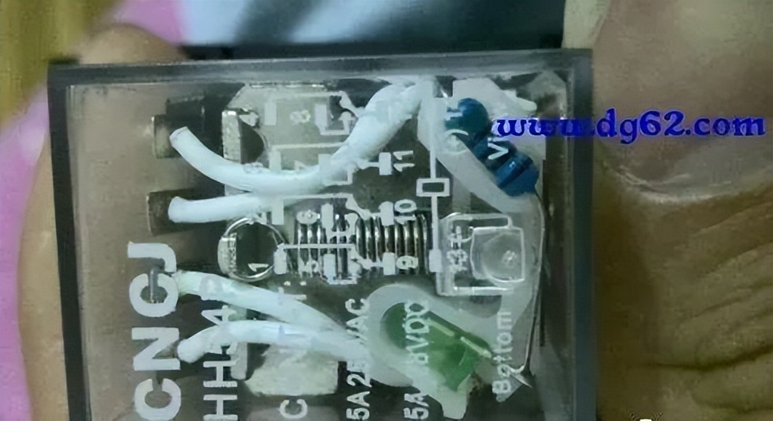 How to tell if a relay is DC or AC iNEWS