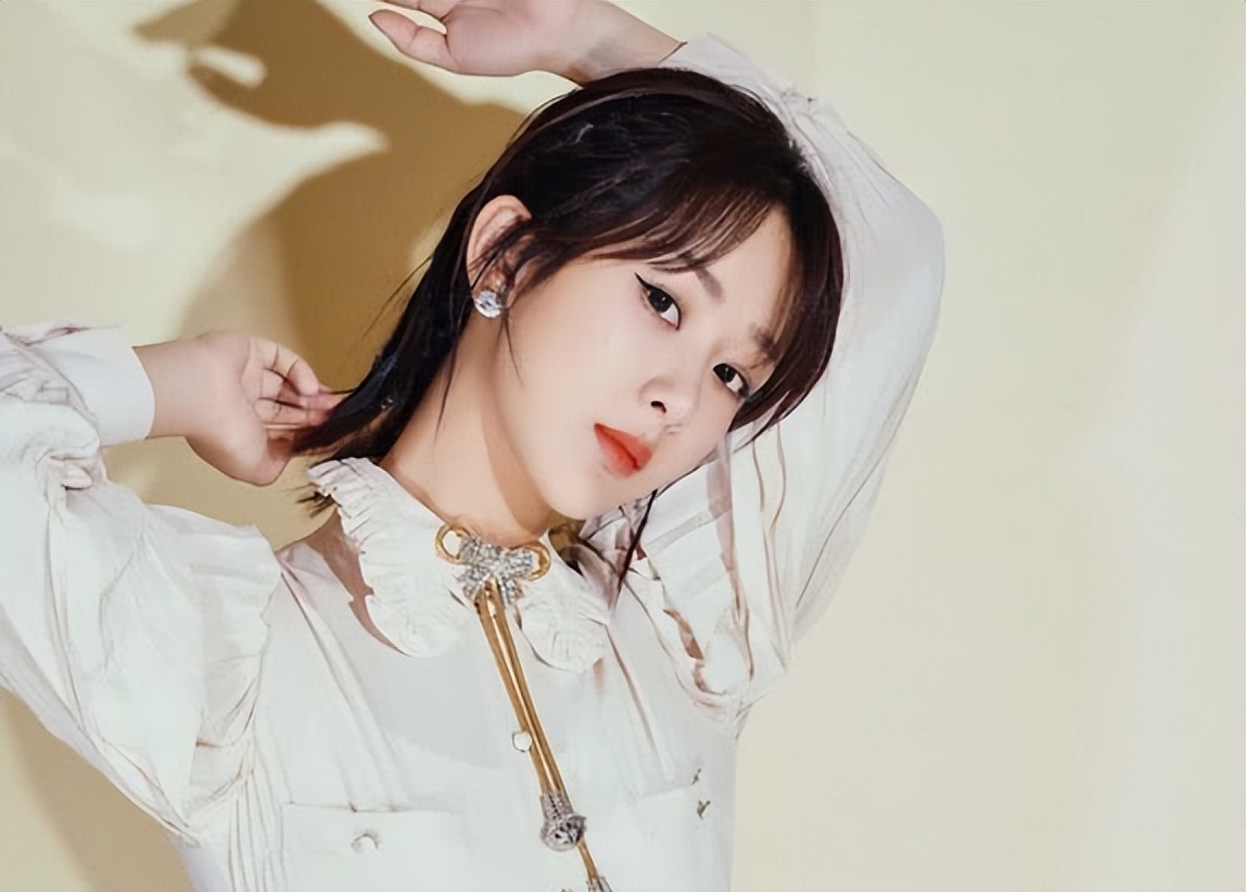 Luo Yukun issued an article "accusing" Yang Zi, asking her to drink ...