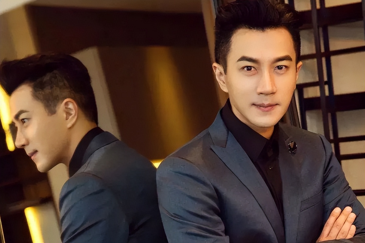 Hawick Lau borrowed his baby to catch up with his ex-wife, but Chen Kun ...