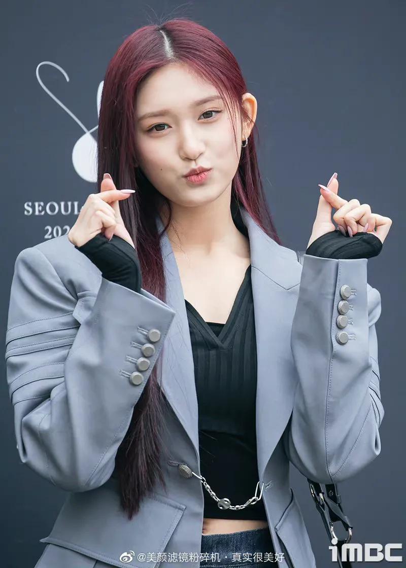 Kimchi national girl group ive Li Rui - iNEWS