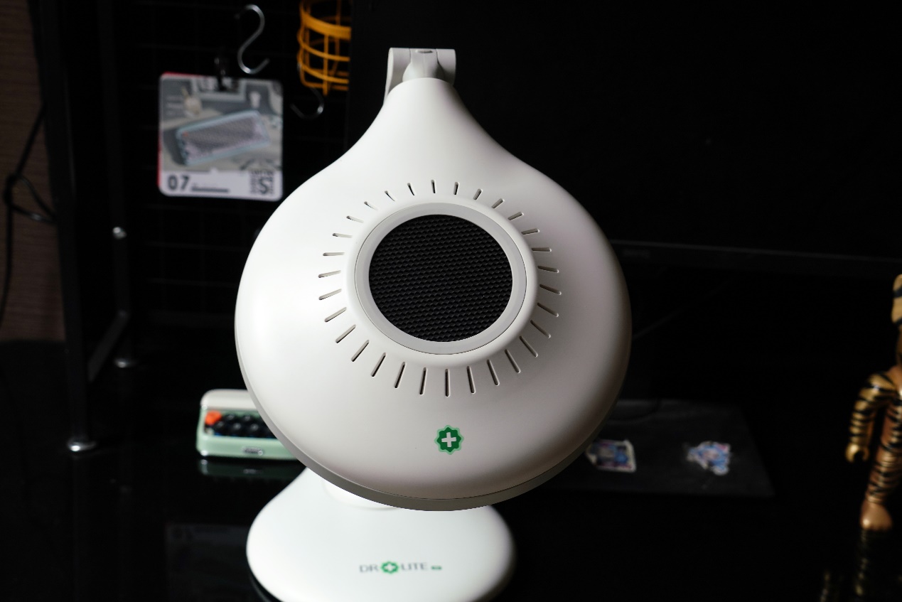 Why is this table lamp so expensive, Dr. Edward NIR red light eye